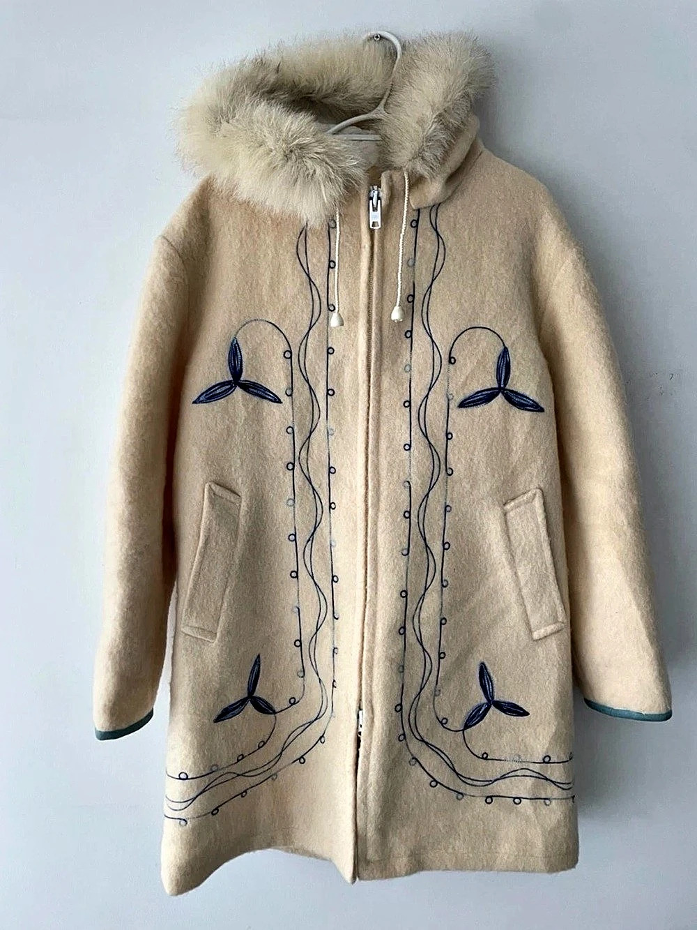 Vintage Hudson’s Bay Wool Parka Hooded Women’s Coat Jacket Size L